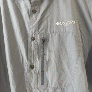 Mens Columbia Light-Weight Button Down